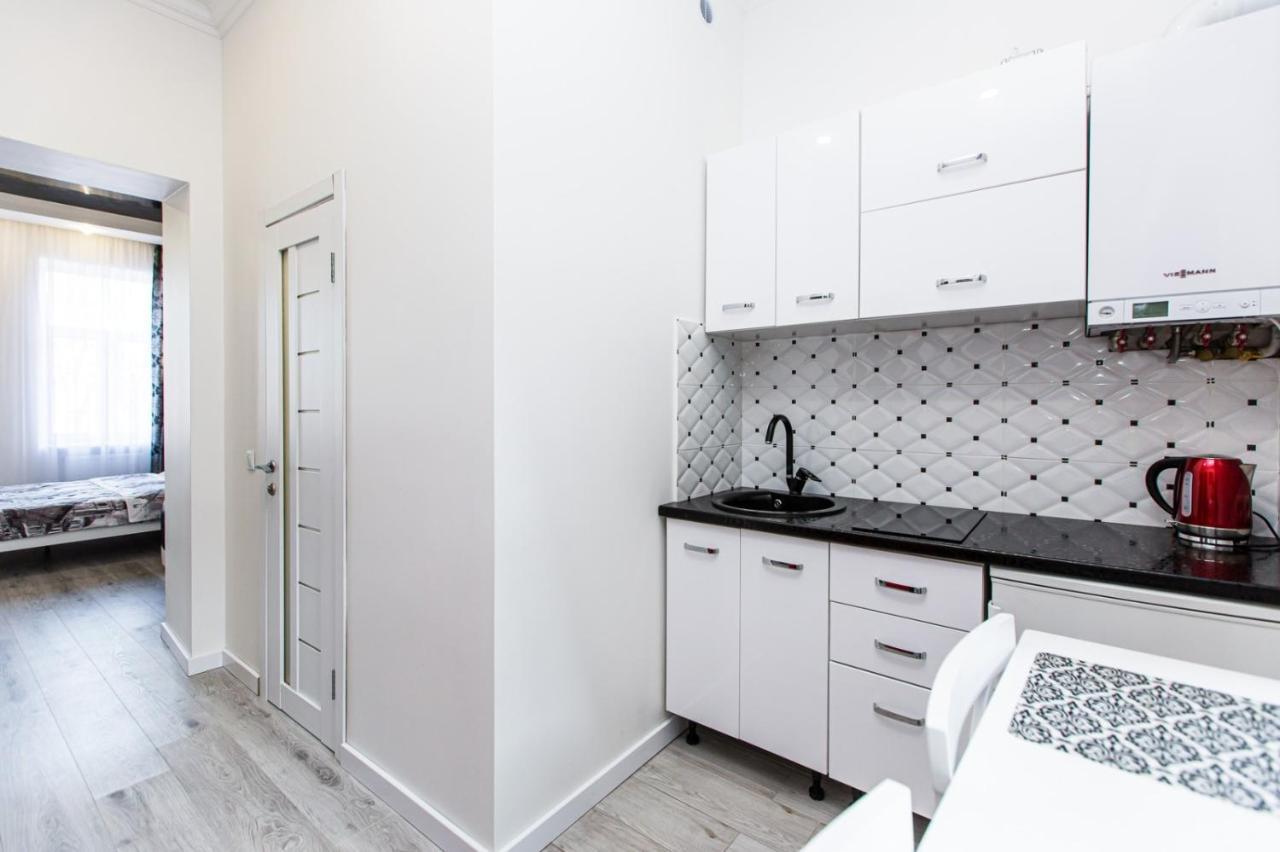 Однокомнатная Форум-Центр Apartman Lviv Kültér fotó
