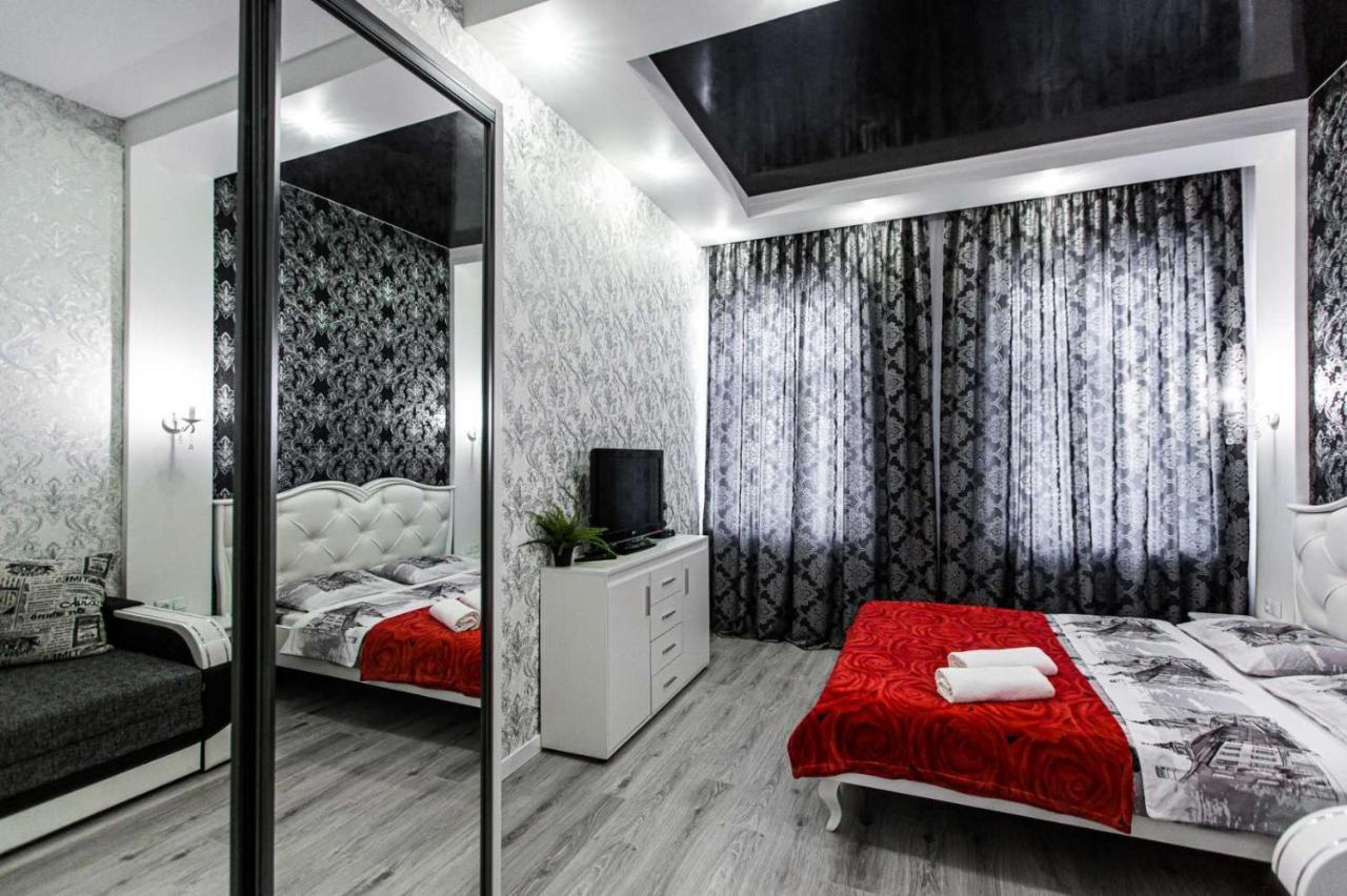 Однокомнатная Форум-Центр Apartman Lviv Kültér fotó